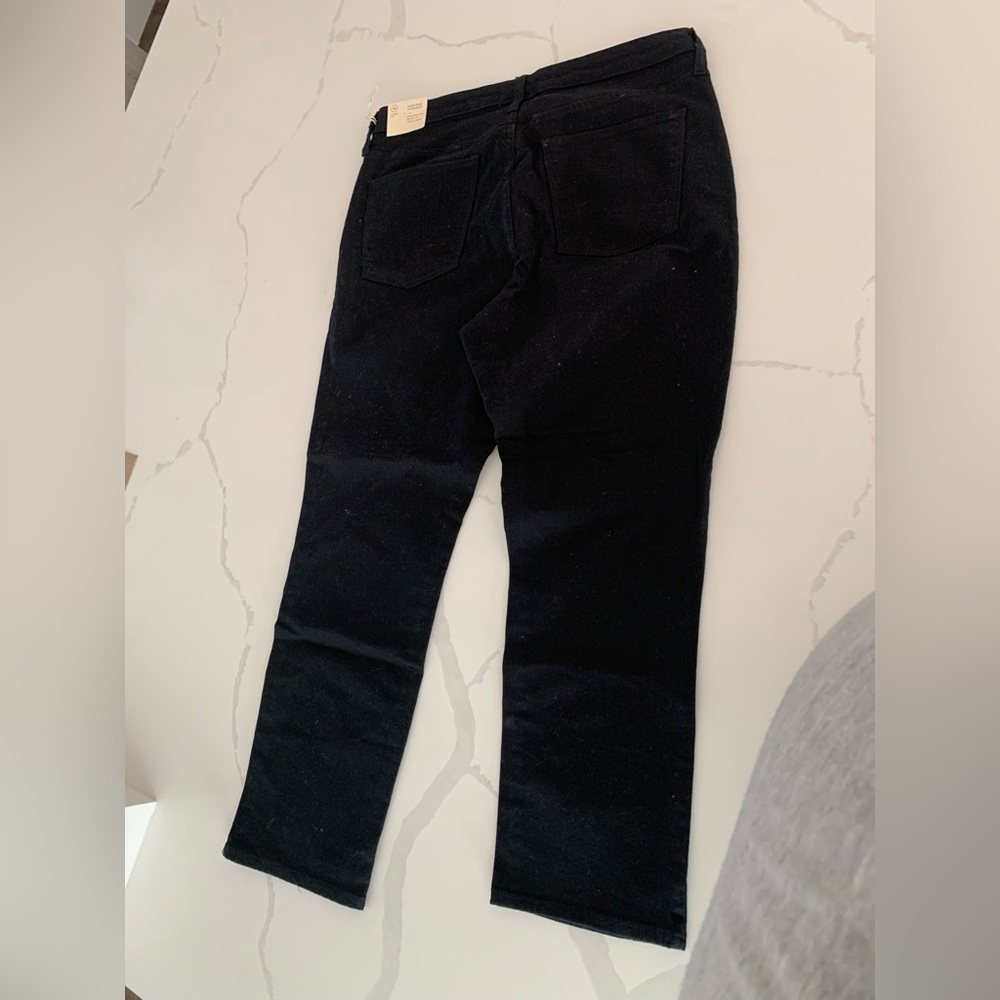 Universal Thread- High Rise Straight. New. Never worn.